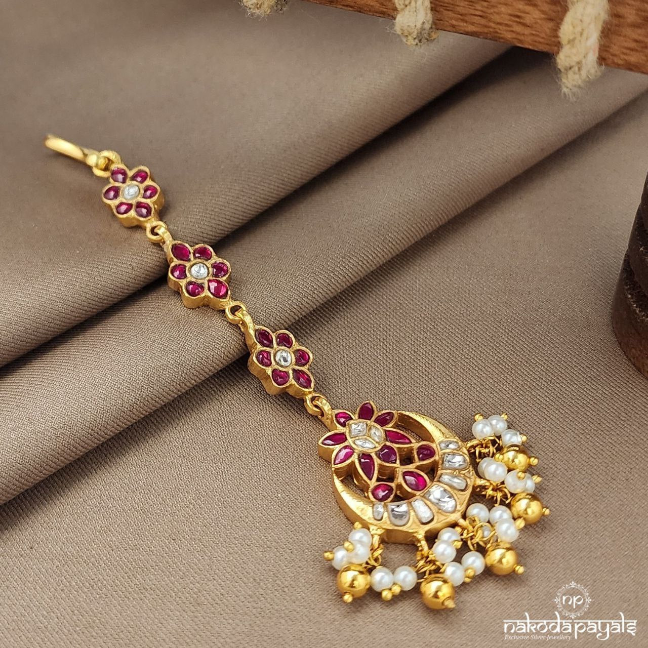 Stunning Half Moon Kundan Maang Tikka (Gm1072) – Nakoda Payals