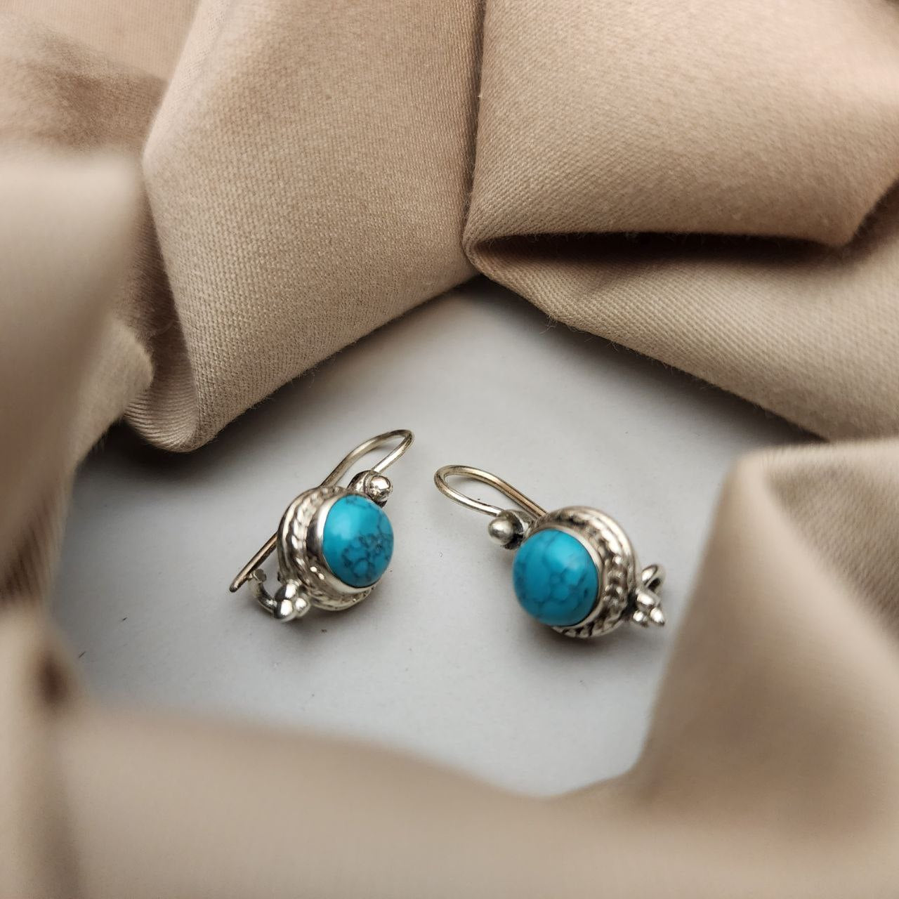 Elegant Hanging (H2057-65a)