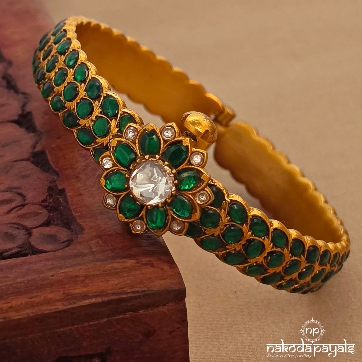 Kundan Screw Kada (2.4) (Gk3307)