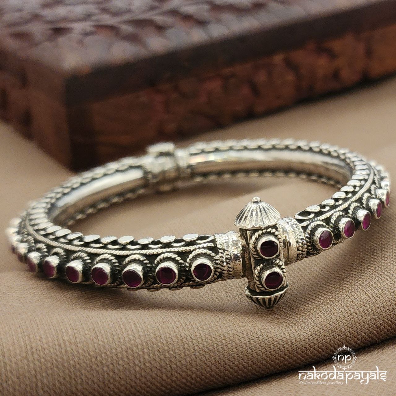 Pinkish Dotted Kada (K6264)