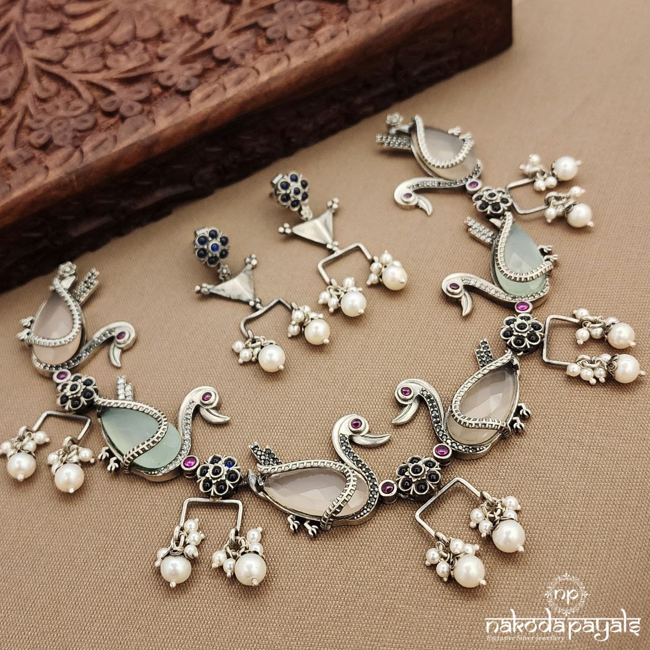 Pearled Drop Neckpiece With Earrings (N11178)