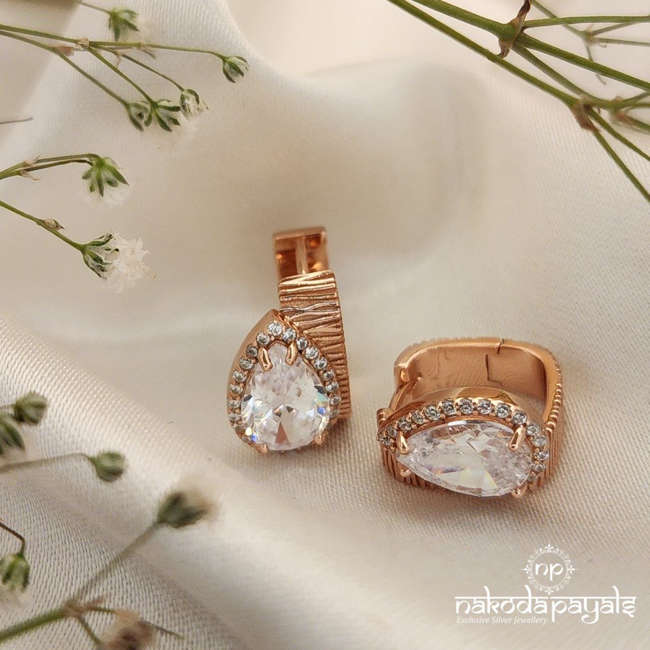 White Drop Rose Gold Earrings (St2908)