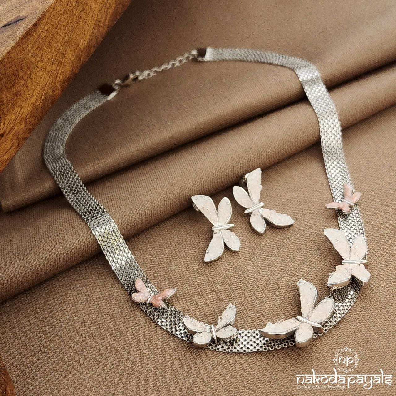 Butterfly Neckpiece With Earrings (St3828)