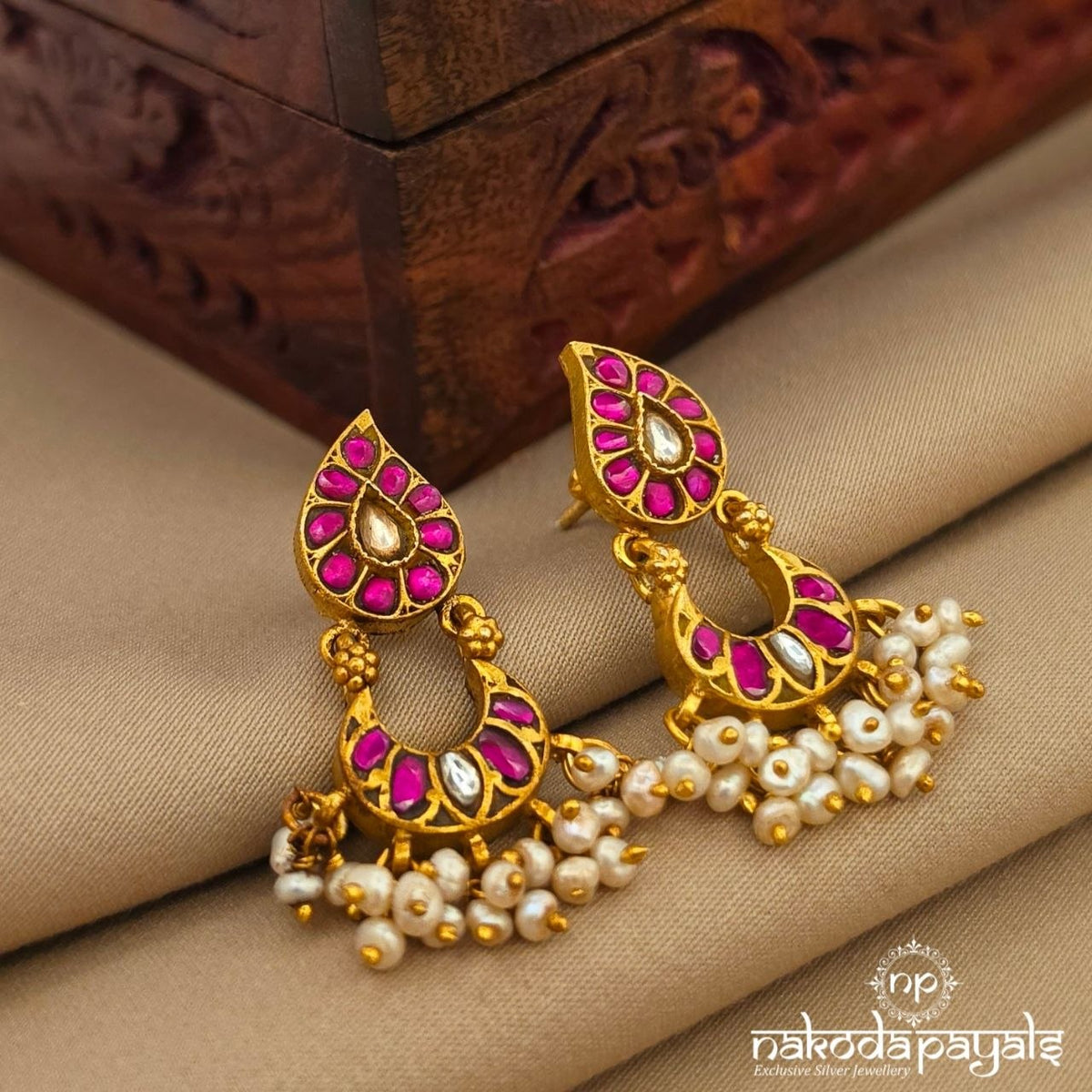 Pink Mango Pearl Chandbali (Ge11463)