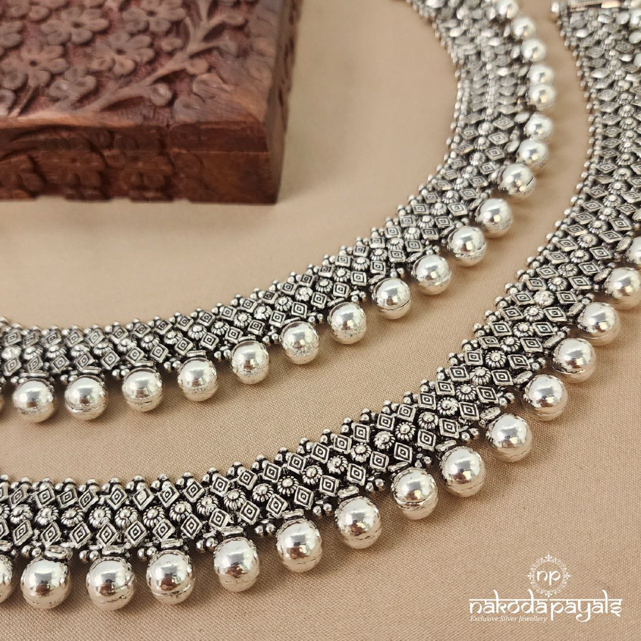 ( 11.5 Inches ) Ball Anklets (A6168)