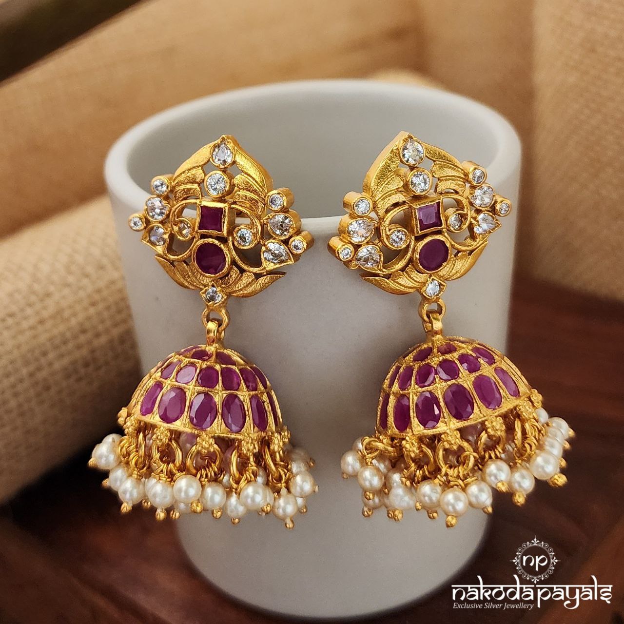 Gorgeous Ruby Jhumka (Ge8225)