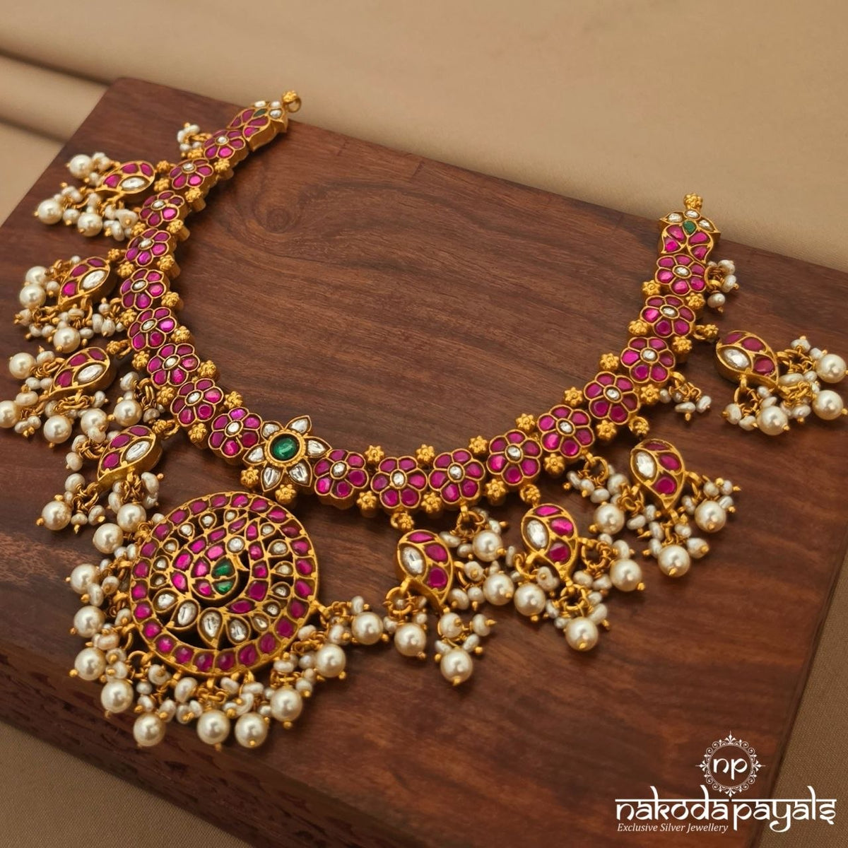 Exclusive Peacock Neckpiece (Gn10873)