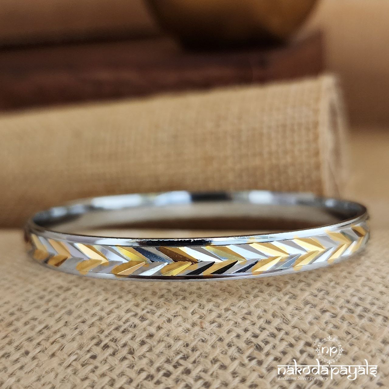 Bold & Elegent Single Kada (Mc0913)