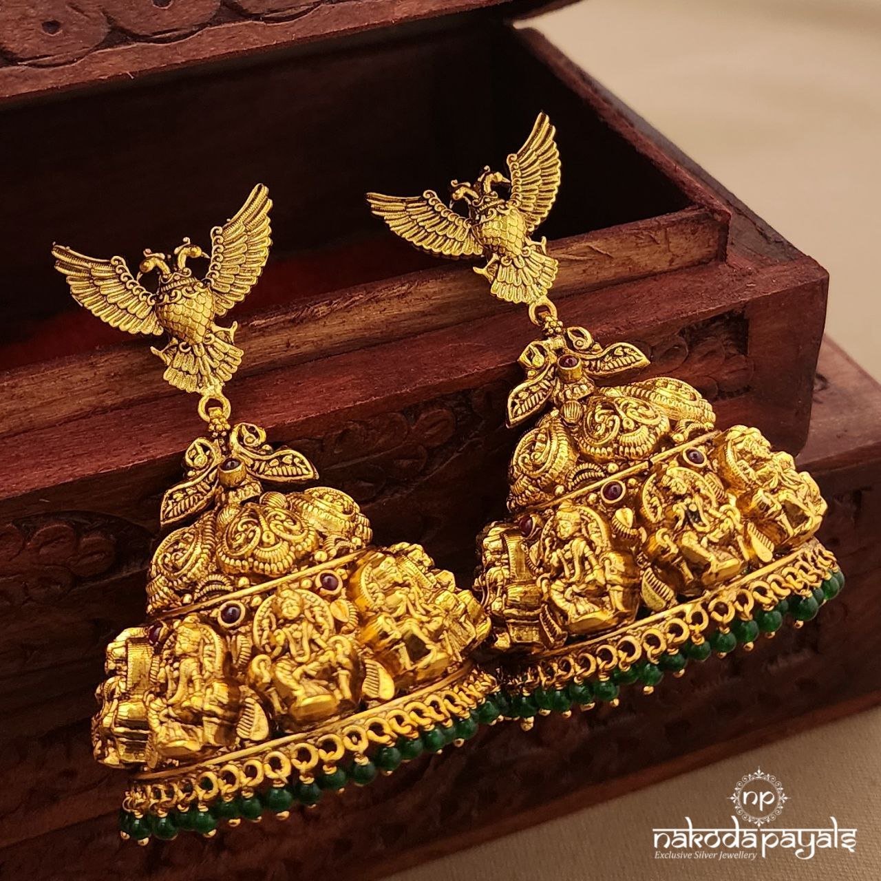 Gandaberunda Green Drop Big Jhumka (Ge10399)