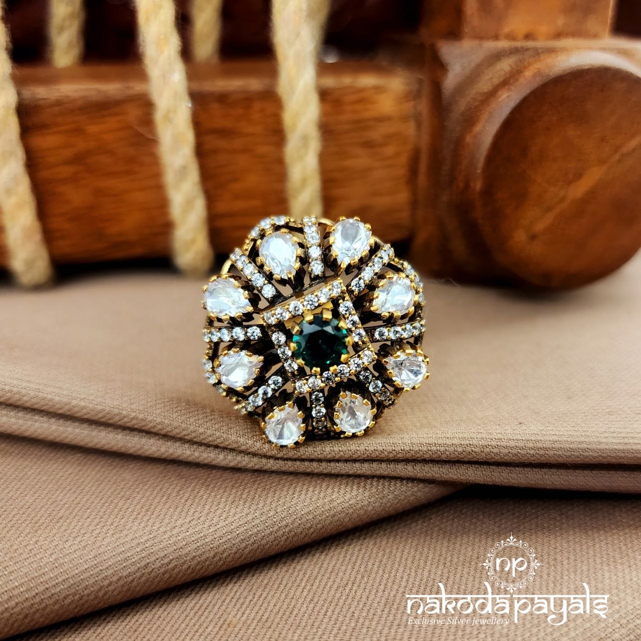 Green Moissanite Finger Ring (F2917)