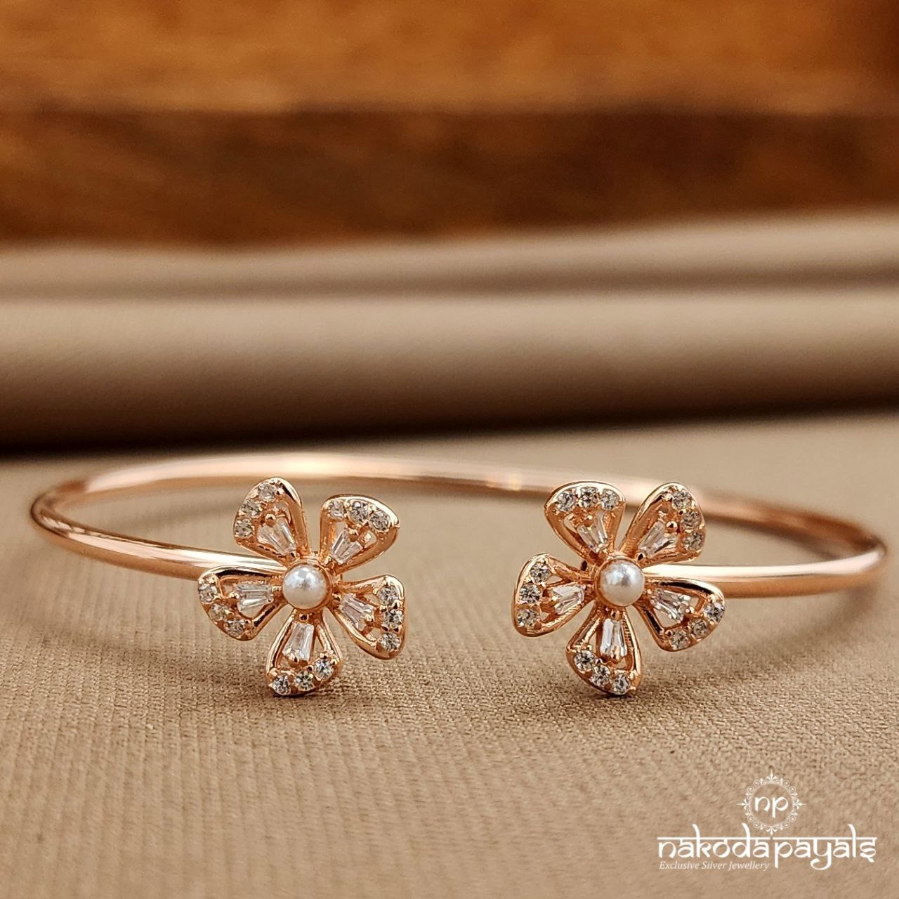 Pearled CZ Adjustable Kada (St3849)