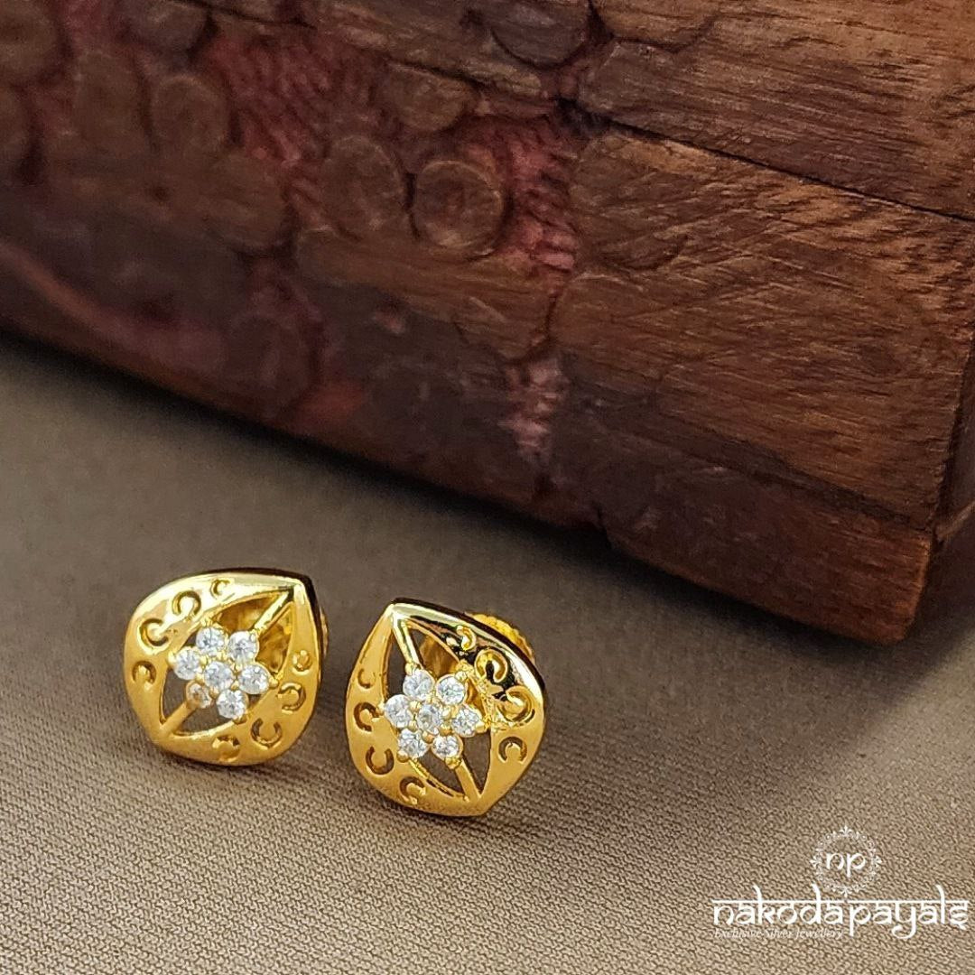 CZ Floral Studs (Ge9971)