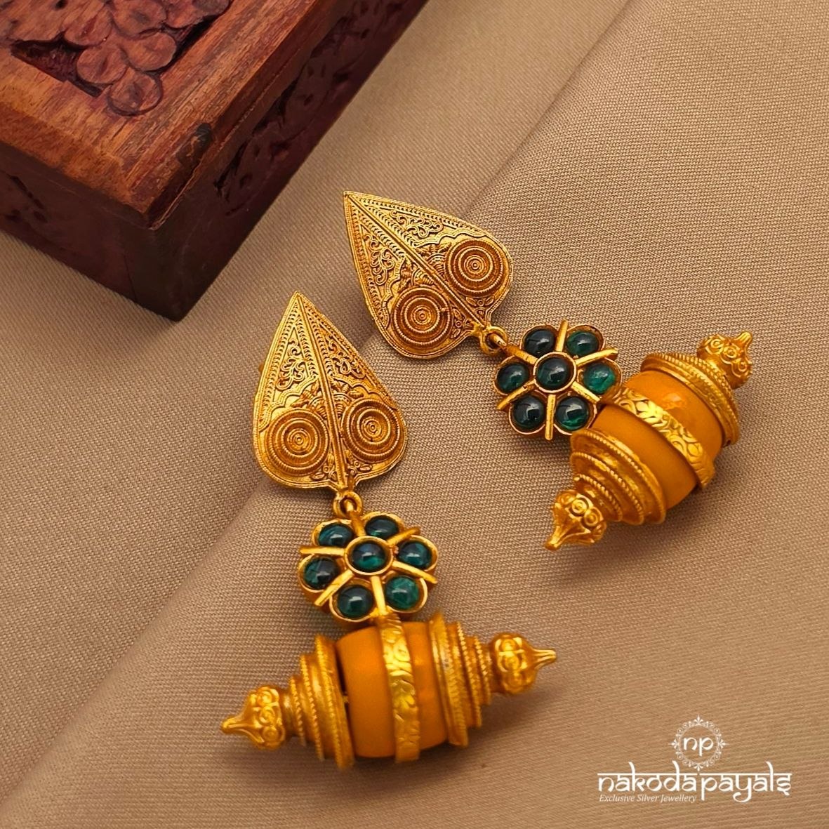 Greenish Exclusive Chandbali (Ge10572)