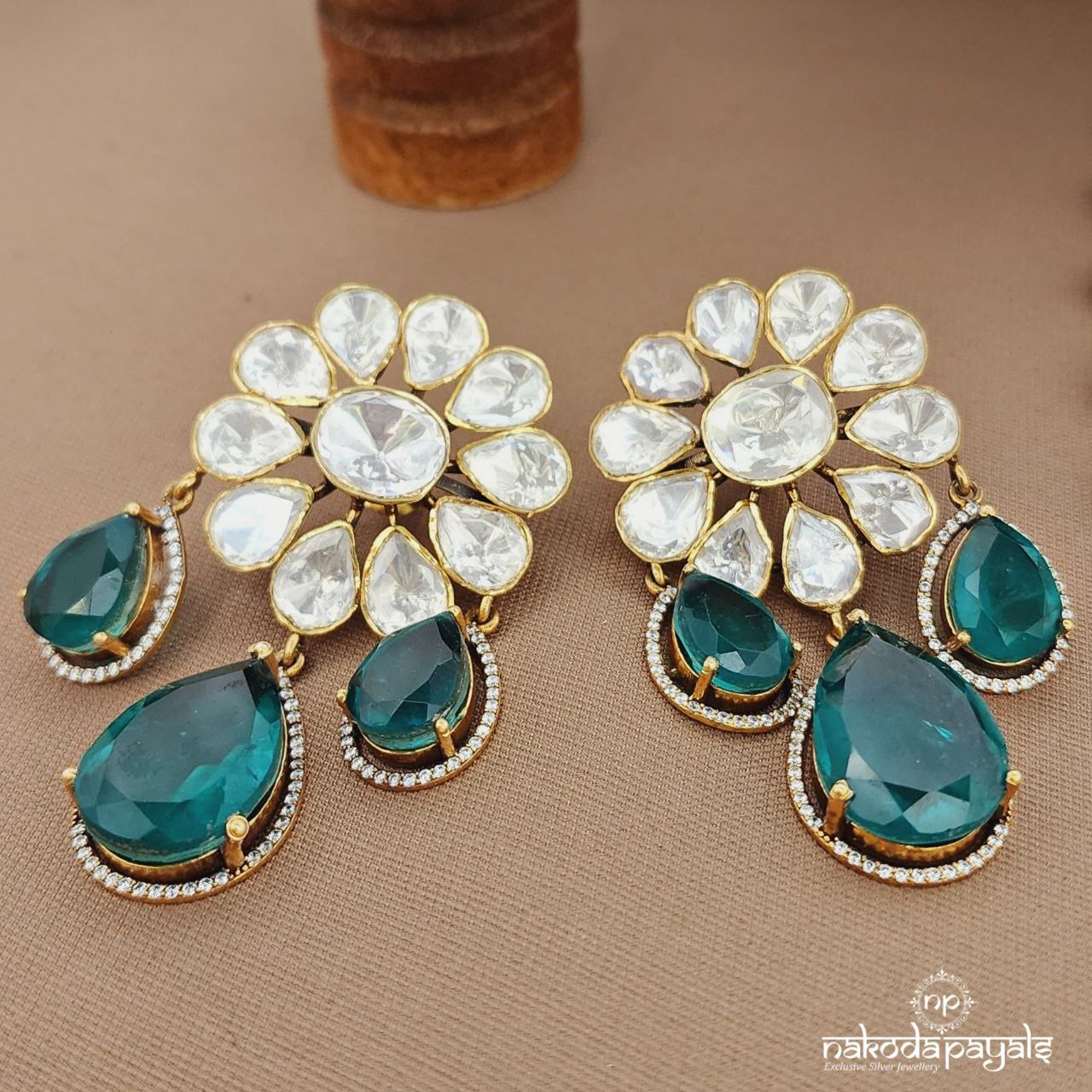 Grand Moissanite Neckpiece With Earrings (Gn9530)