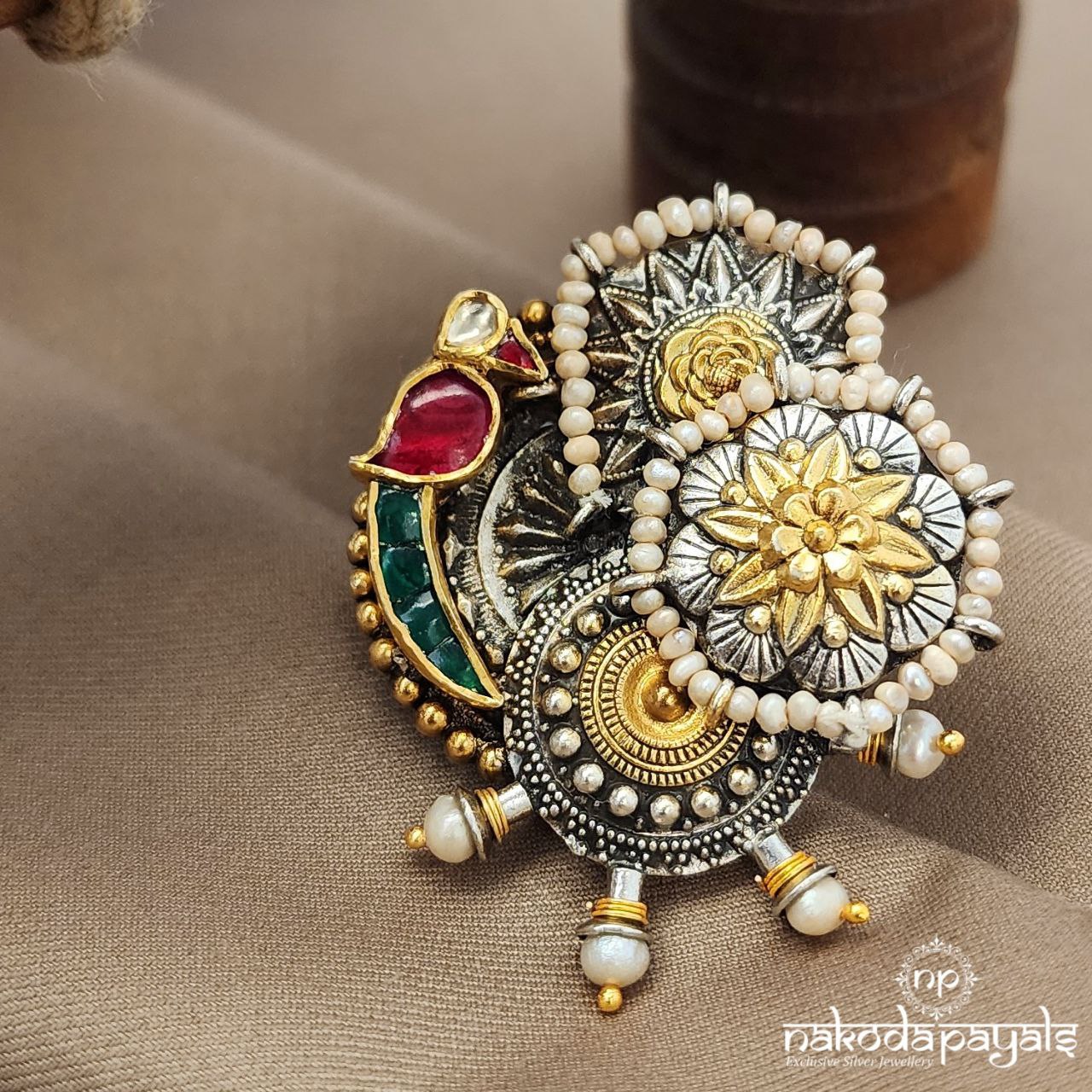 Pearled Kundan Dual Tone Finger Ring (F2864)