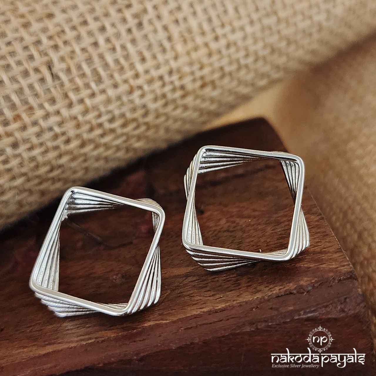 Squarish Earrings (St3047)