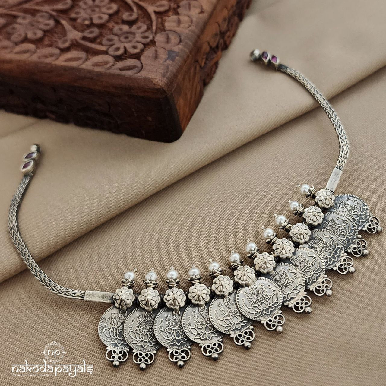 Pearled Lakshmi Coined Neckpiece (N10921)