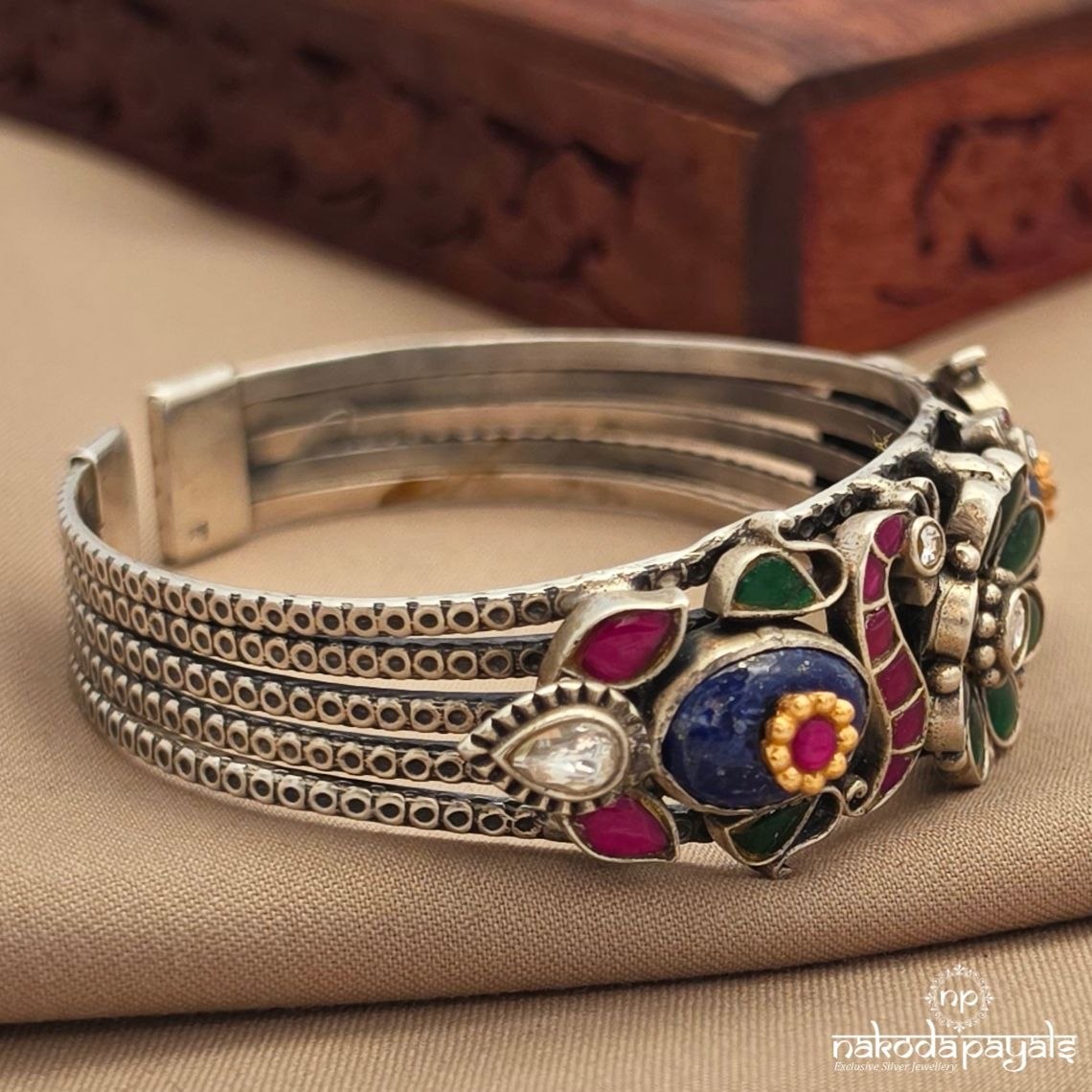 Green Floral Kundan (K6352)