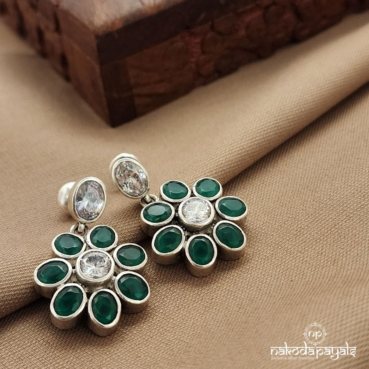 Floral Green Earrings (C3826)