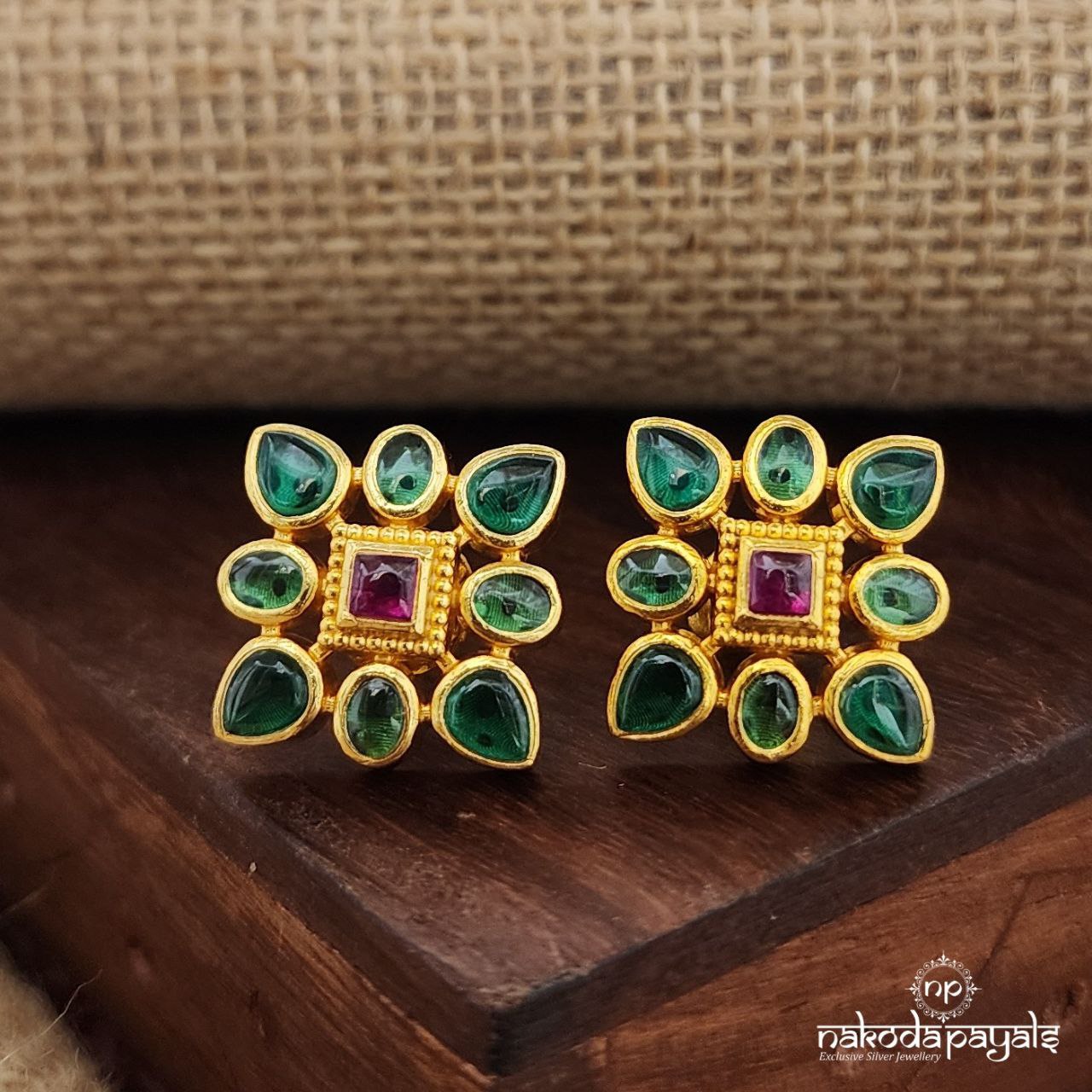 Emerald Grennish Kemp Studs(Ge9311)