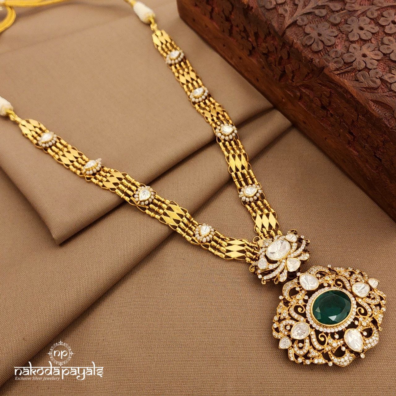 Moissanite Emerald Green Neckpiece (Gn9953)