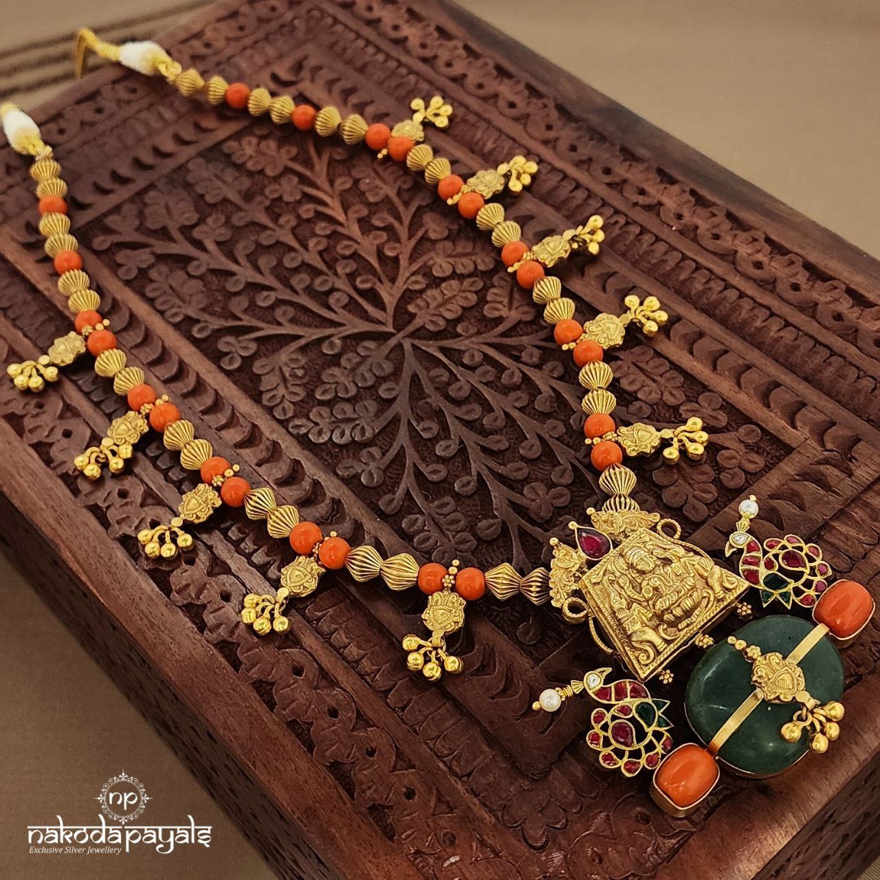 Lakshmi Kundan Saaj Neckpiece (Gn9241)