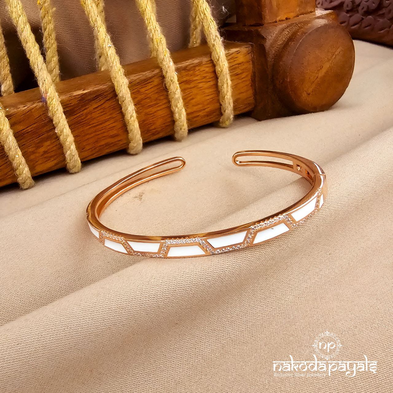 Sweet Heart Rose Gold Kada (St3910)