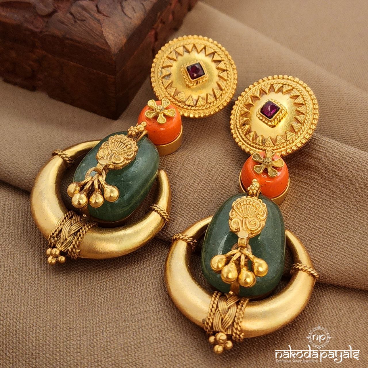 Half Moon Green Drop Earrings (Ge10304)