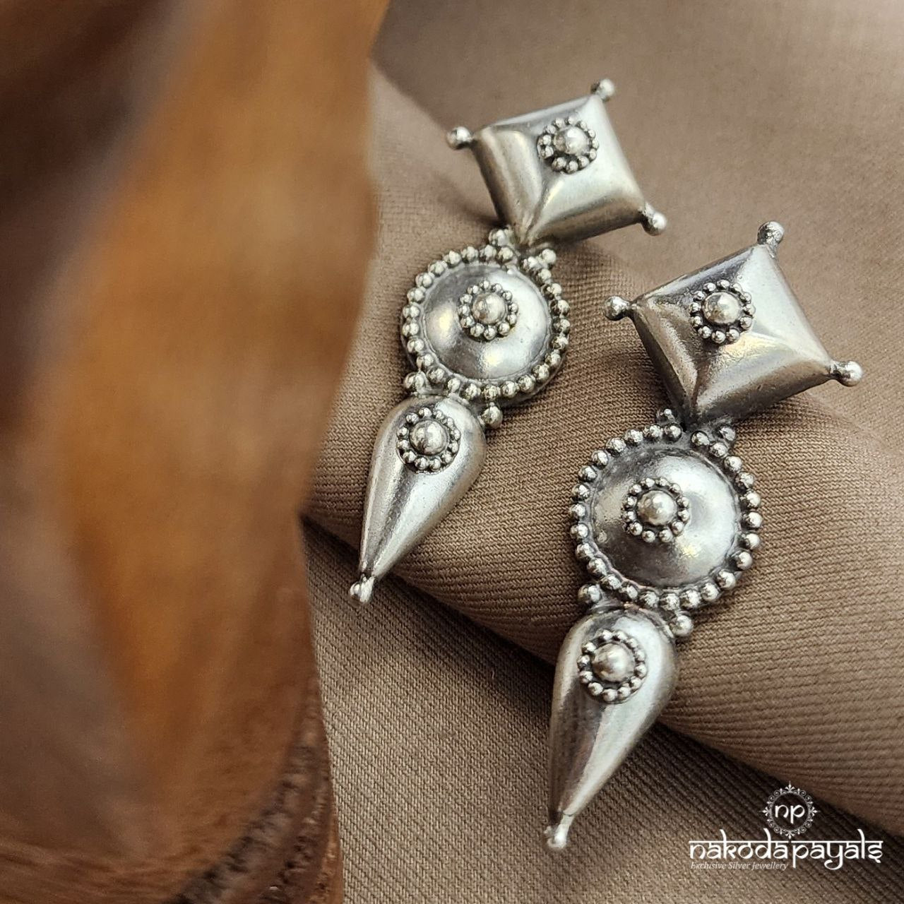 Squarish Tribal Plain Earrings (C3668)
