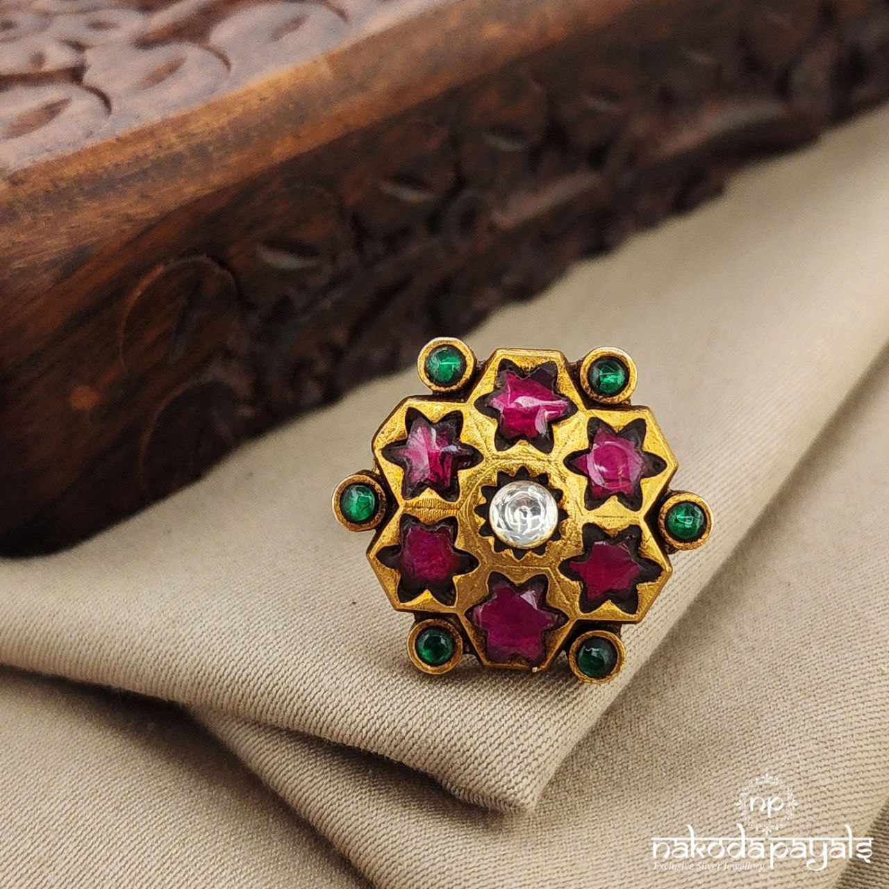 Star Kundan Finger Ring (F2585)