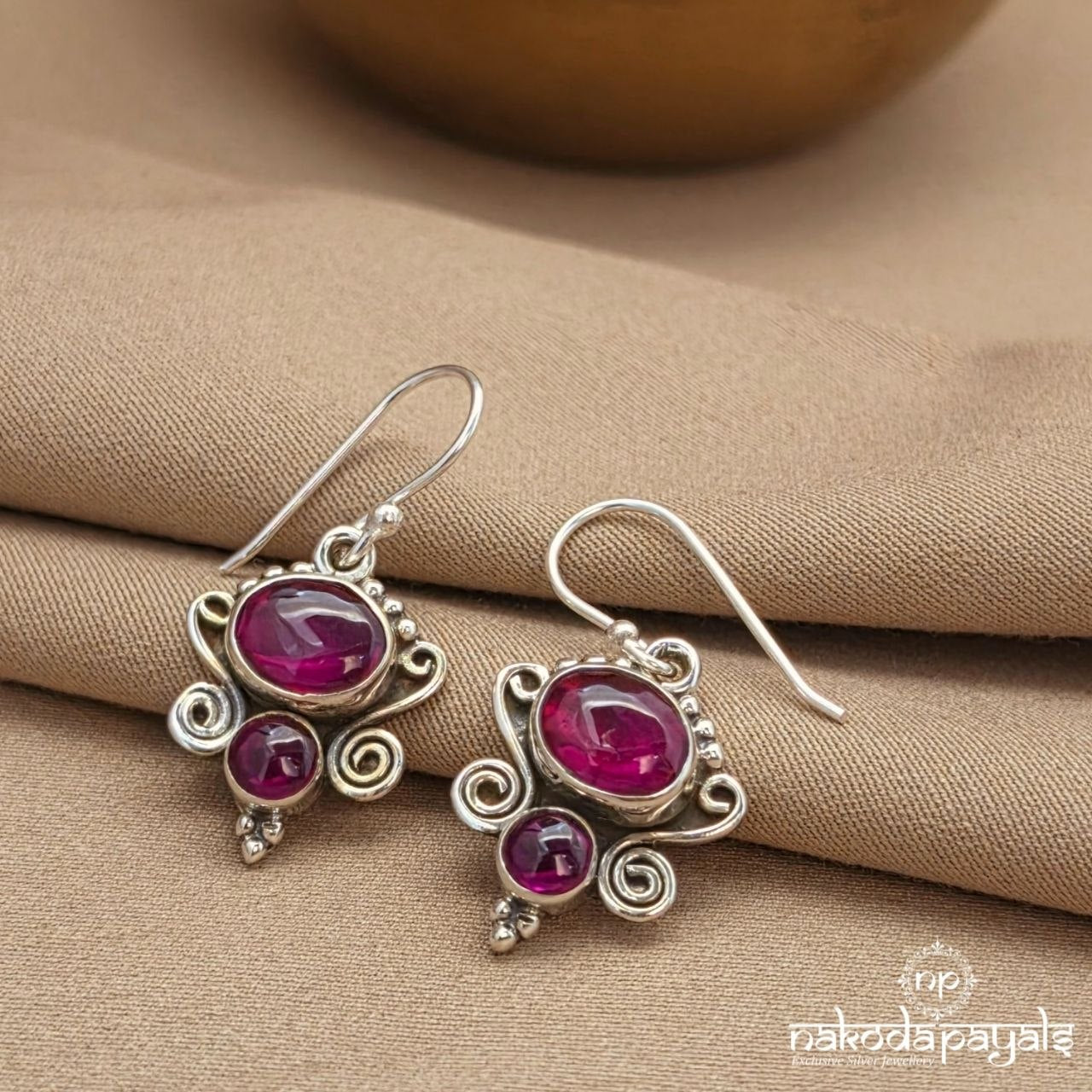 Ruby Oxidised Hanging (H1708)
