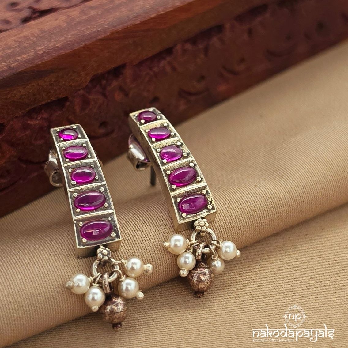 Pinkish Oval Studs (S9664)