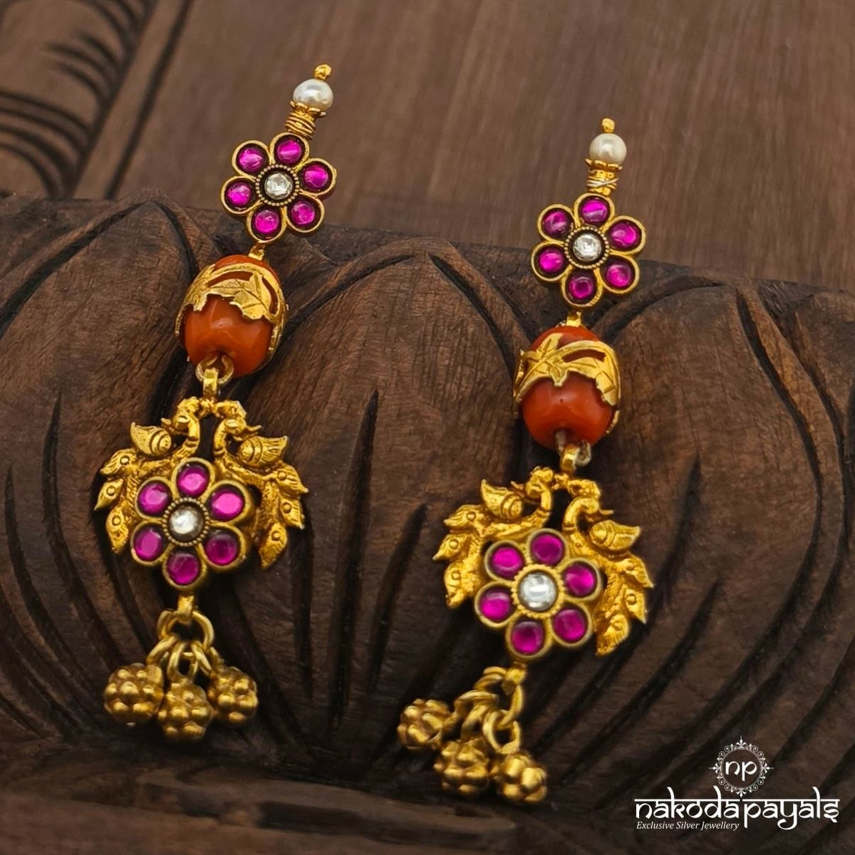 Floral Coral Chandbali (Ge11548)