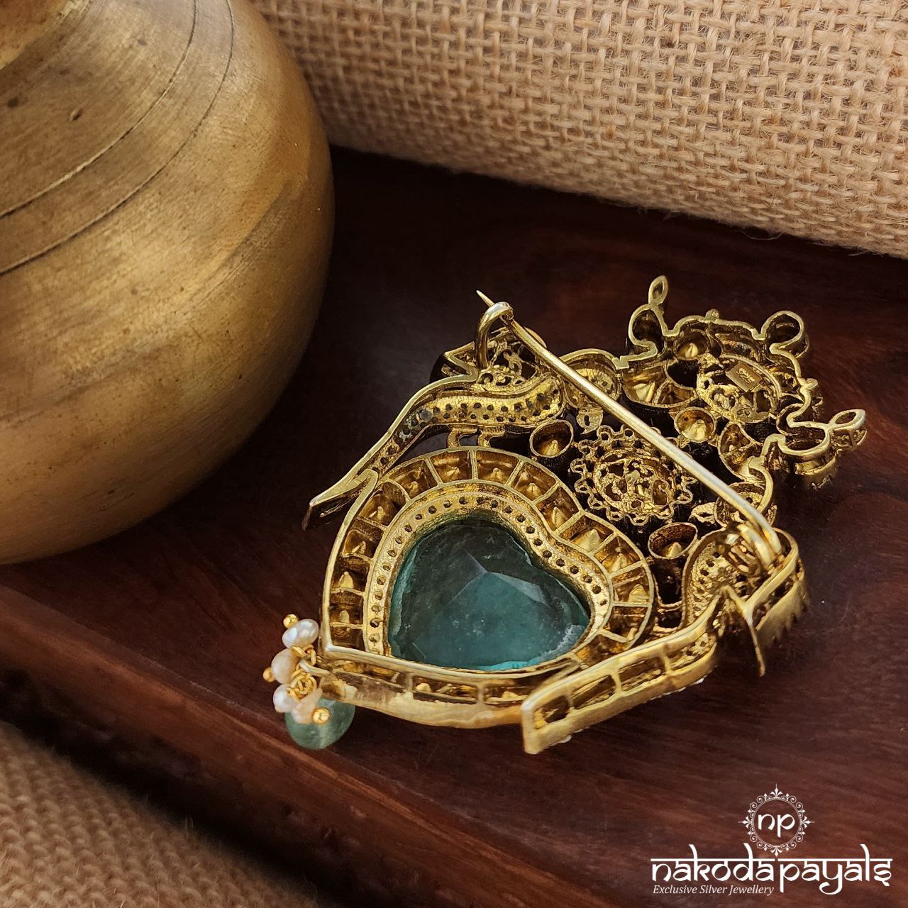 Emerald Green Moissanite Brooch (St3501)