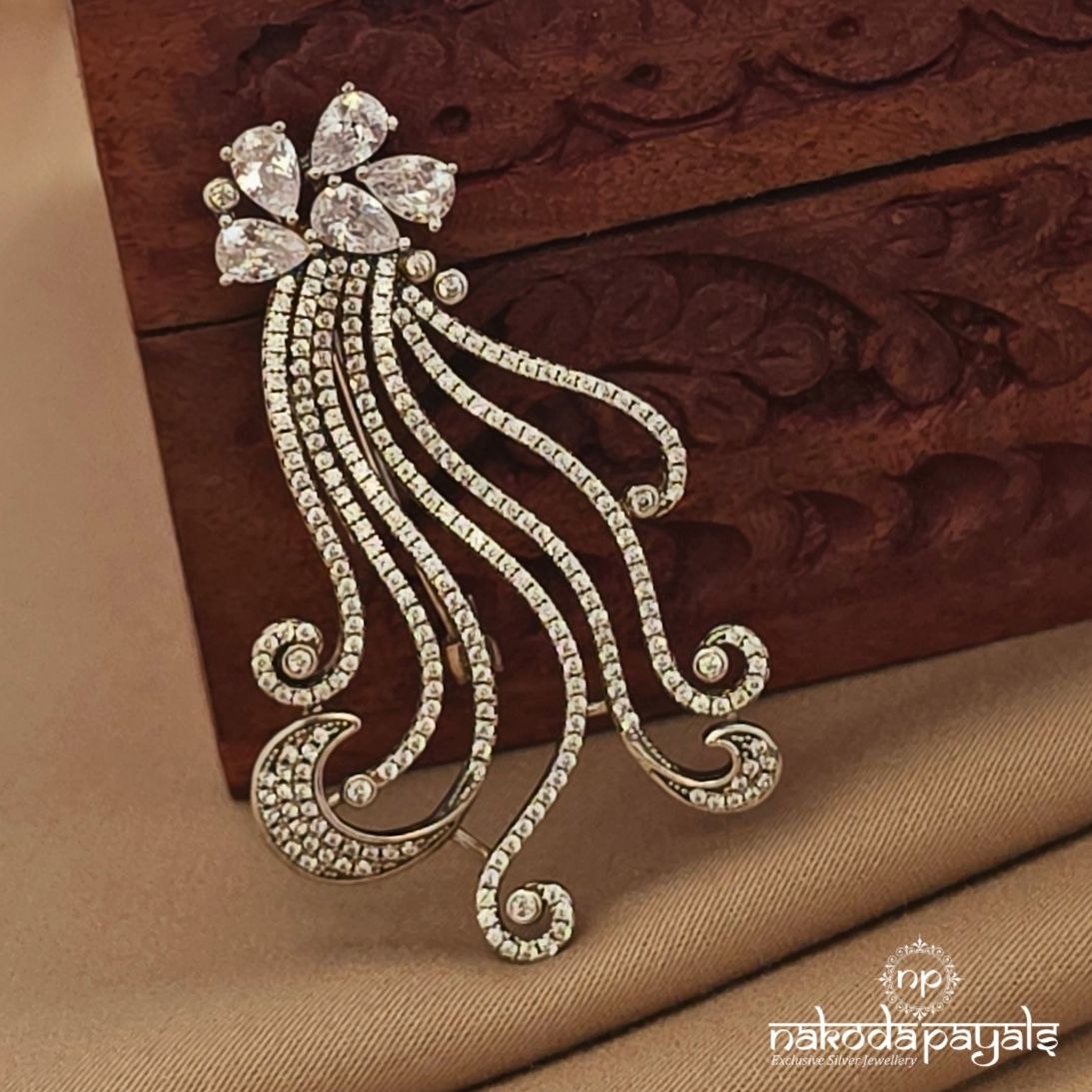 Floral Brooch (St4045)