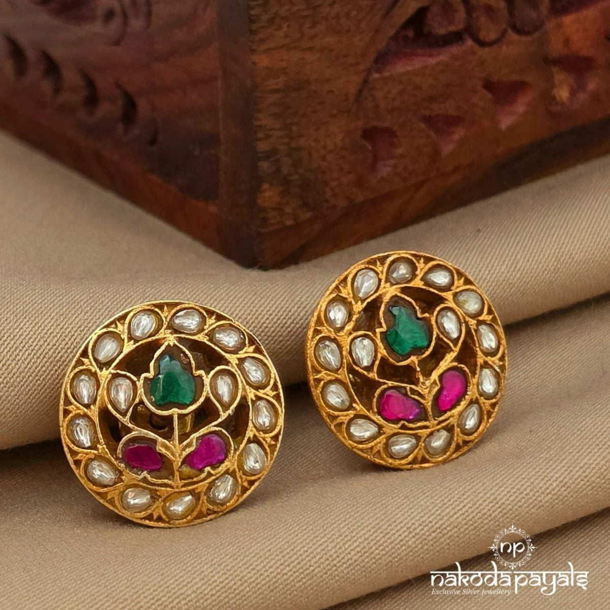 Floral Kundan Studs (Ge11474)