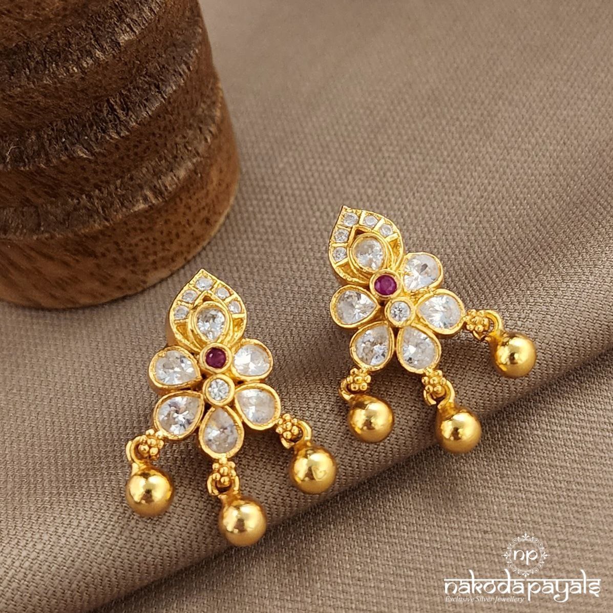 Ball Drops Pink Dot Studs (Ge10087)
