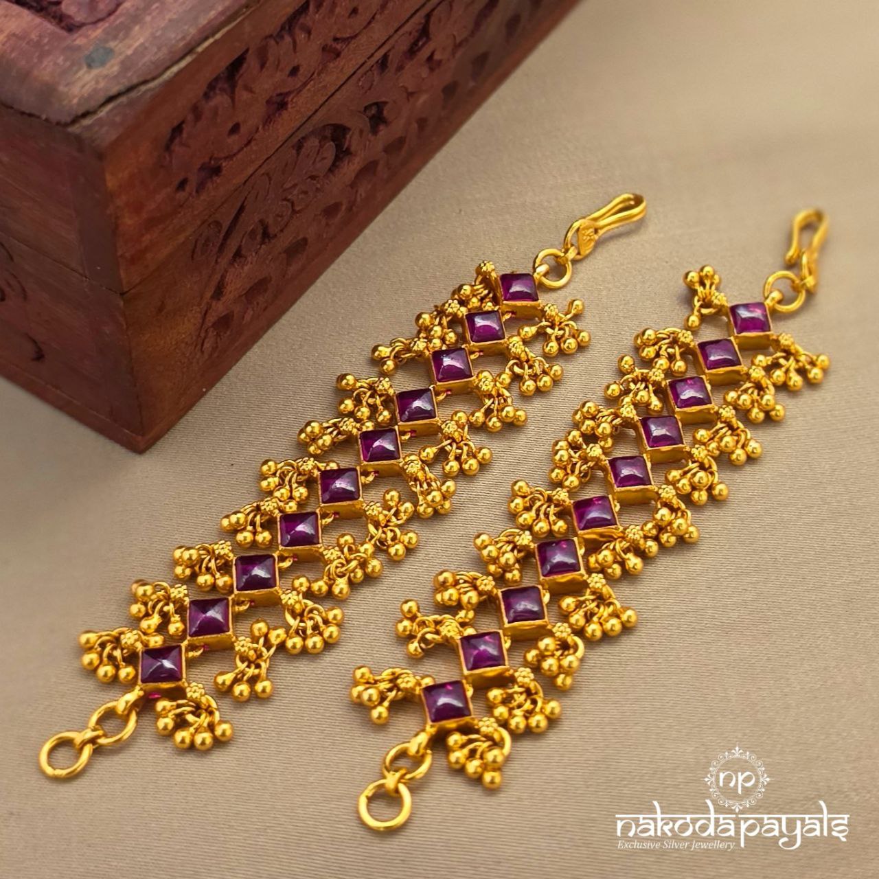 Ball Drop Red Maati (Gm1140)