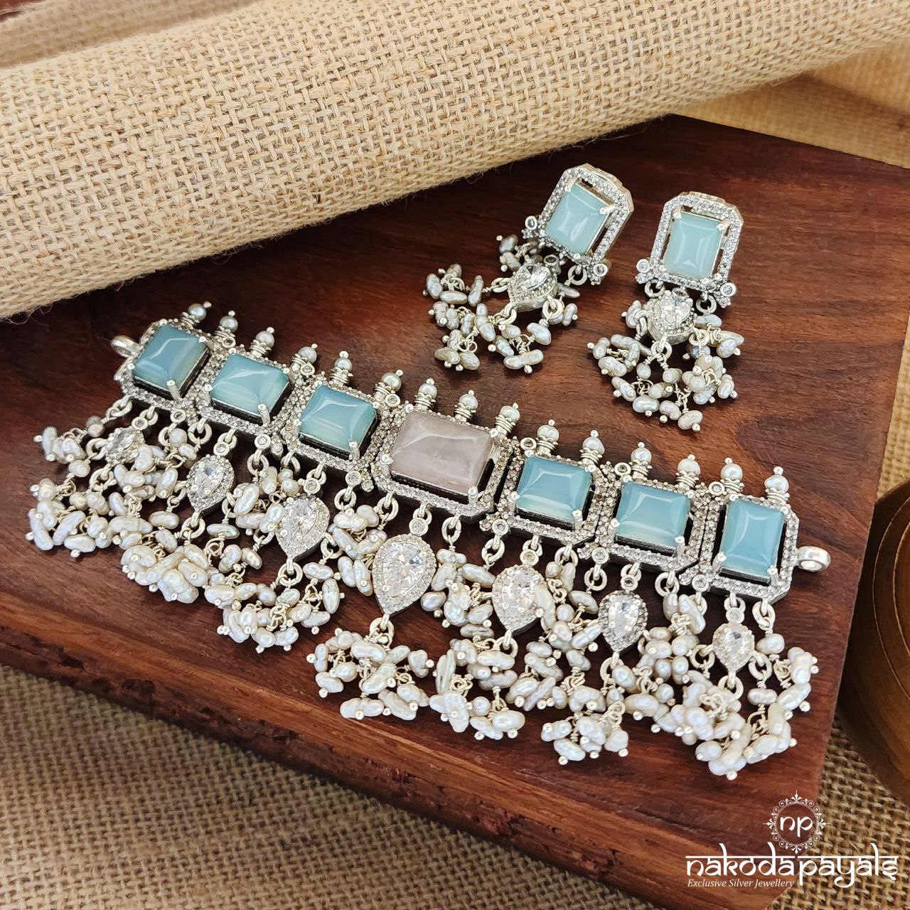 Charming Guttapusalu Neckpiece With Earrings (N10268)