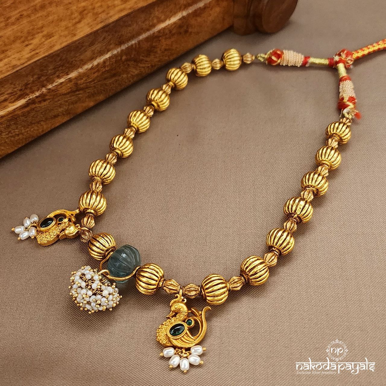 Pearled Peocock Neckpiece (Gn9336)