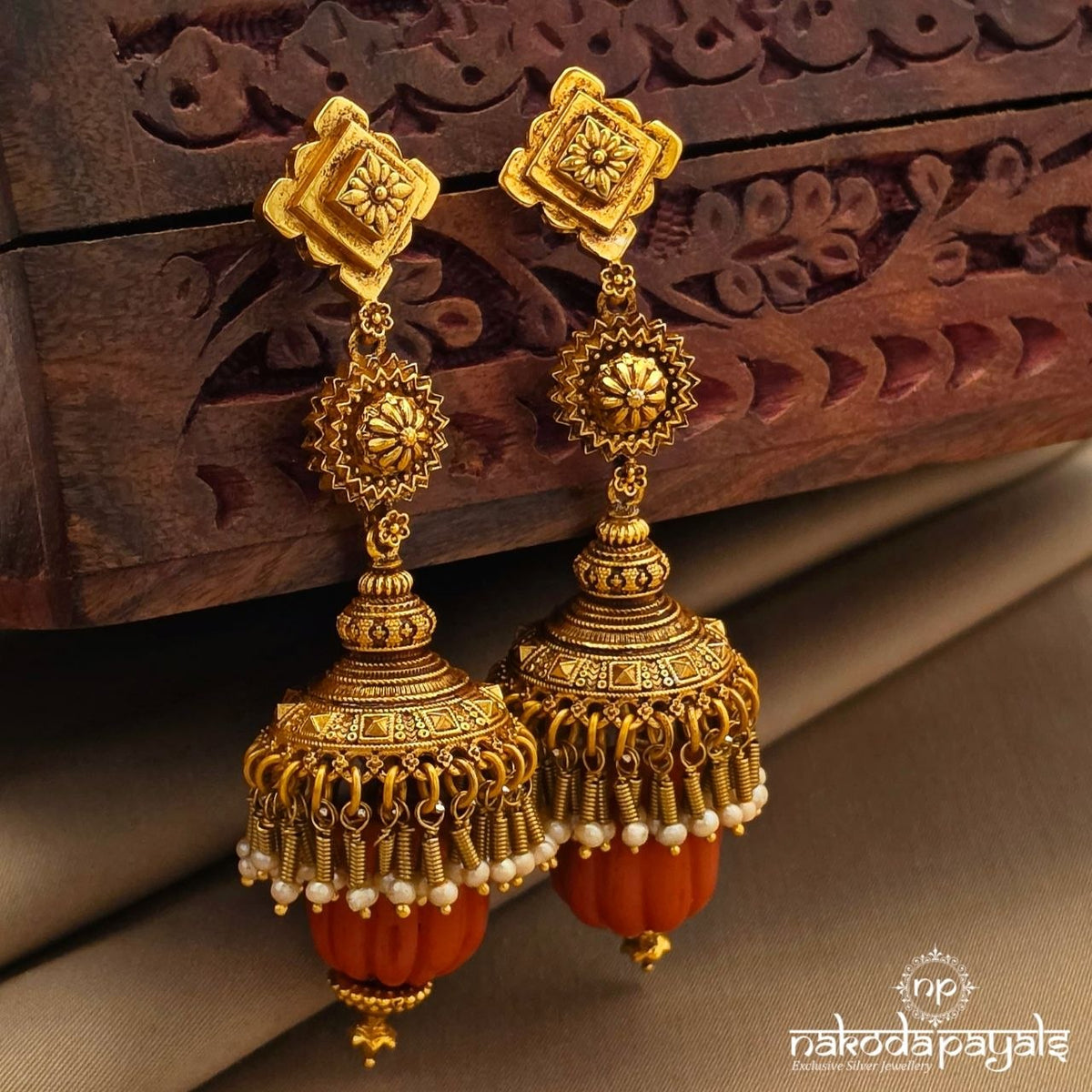 Squarish Floral Coral Jhumka (Ge11497)