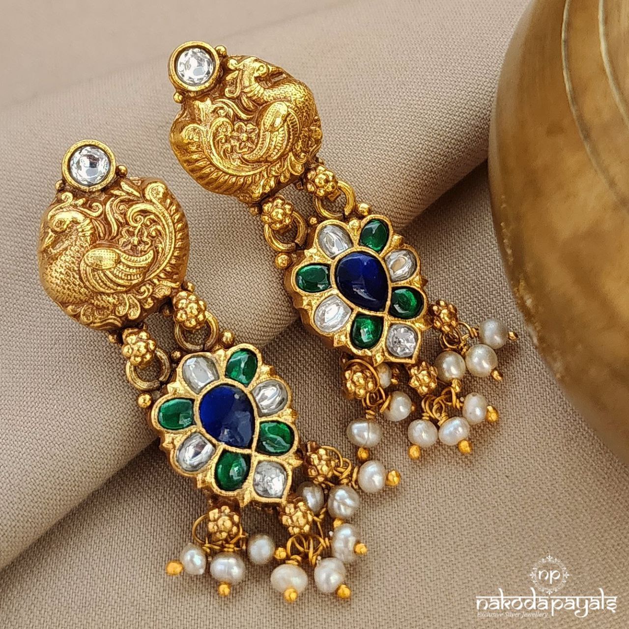 Pearled Kundan Drop Earrings (Ge8954)