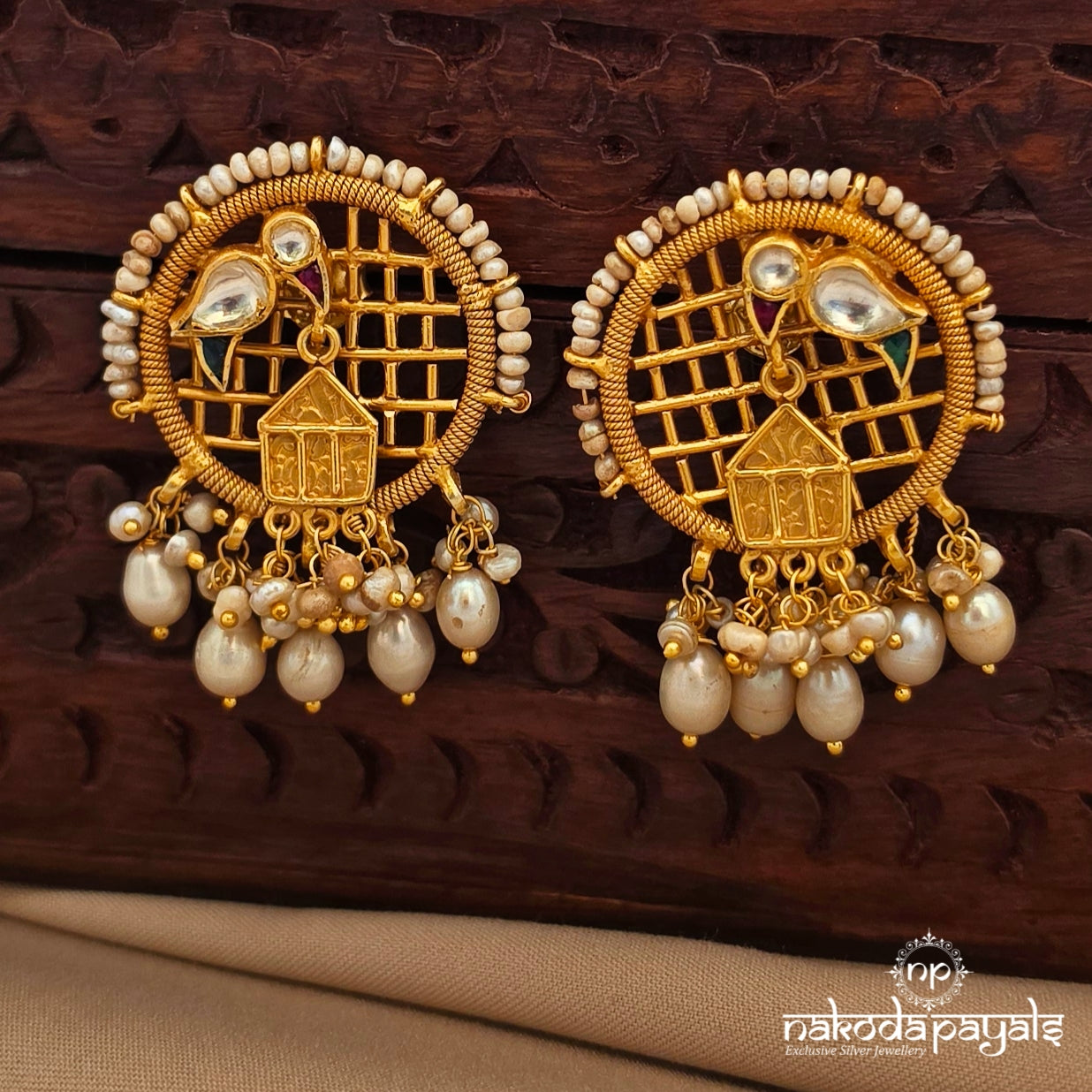 Cute Birdy pearl Kundan Studs (Ge10949)