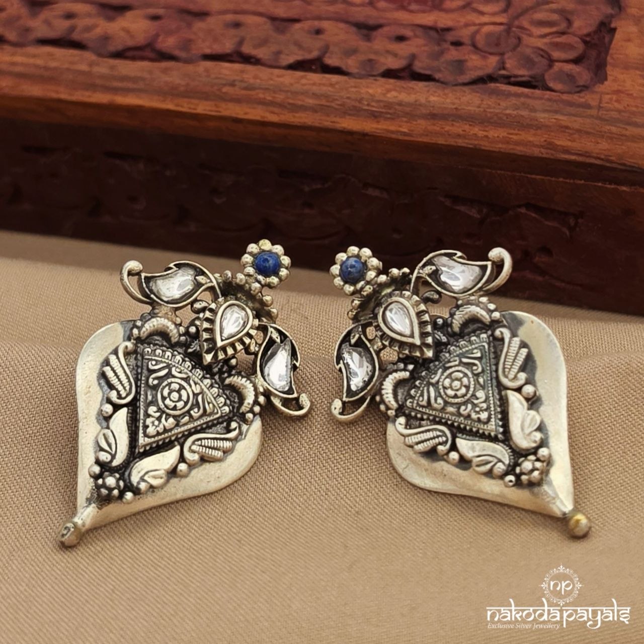 Exclusive Oxidised Studs (S4123)