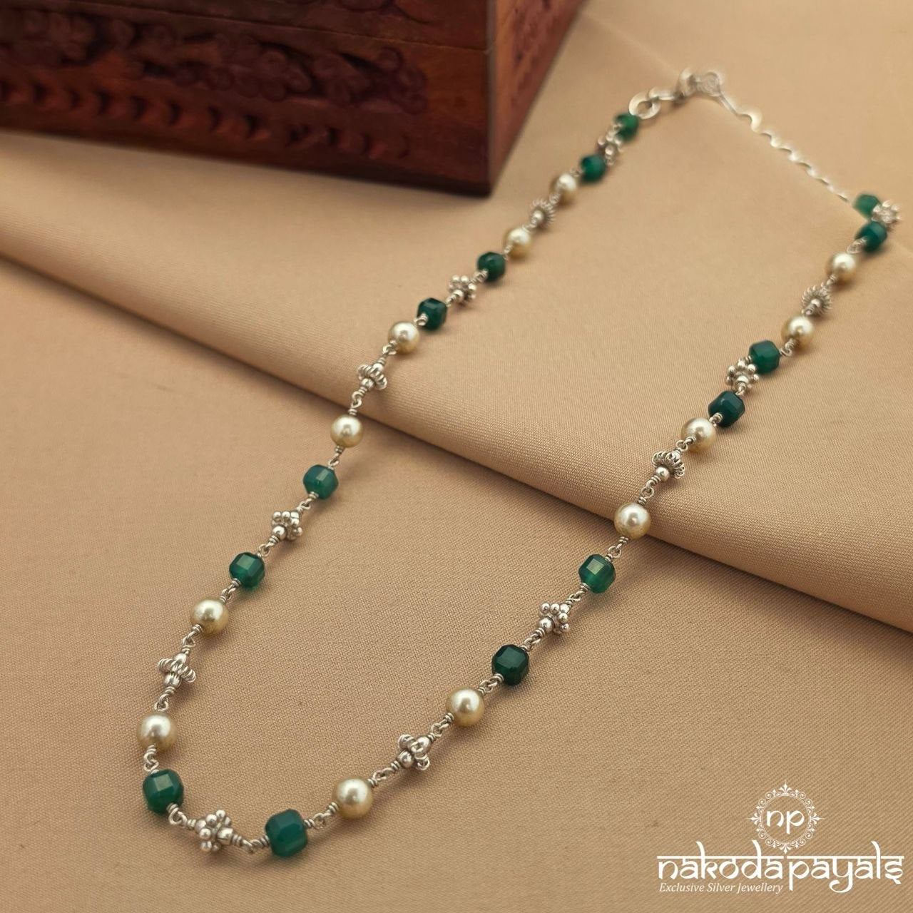 Greenish Pearl Neckpiece (N12091)