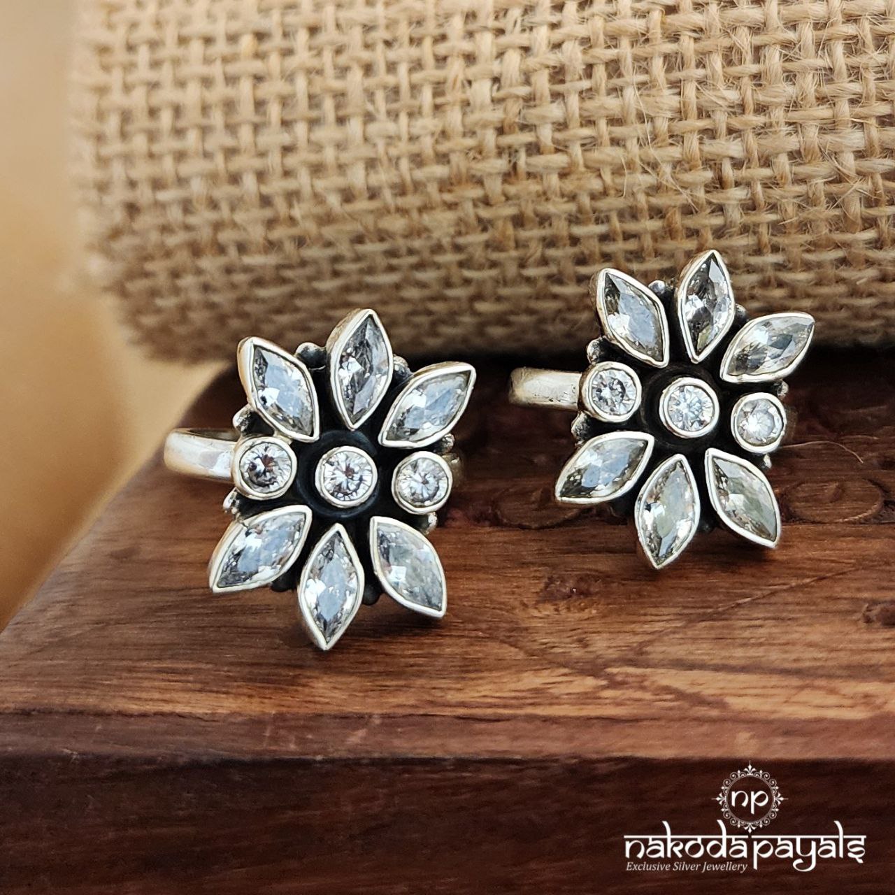 White Twigs Toerings (T4173)