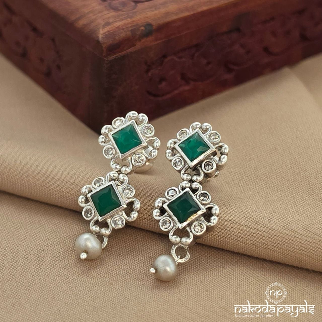 Green Cubic Studs (S9759)