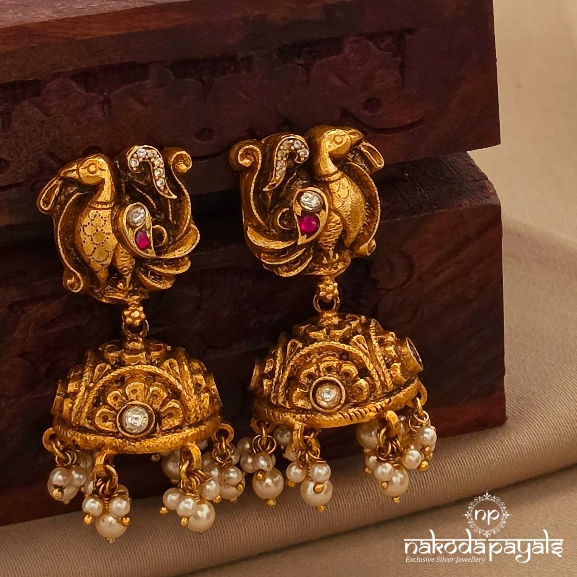 Pearled Drop Jhumka (Ge10549)