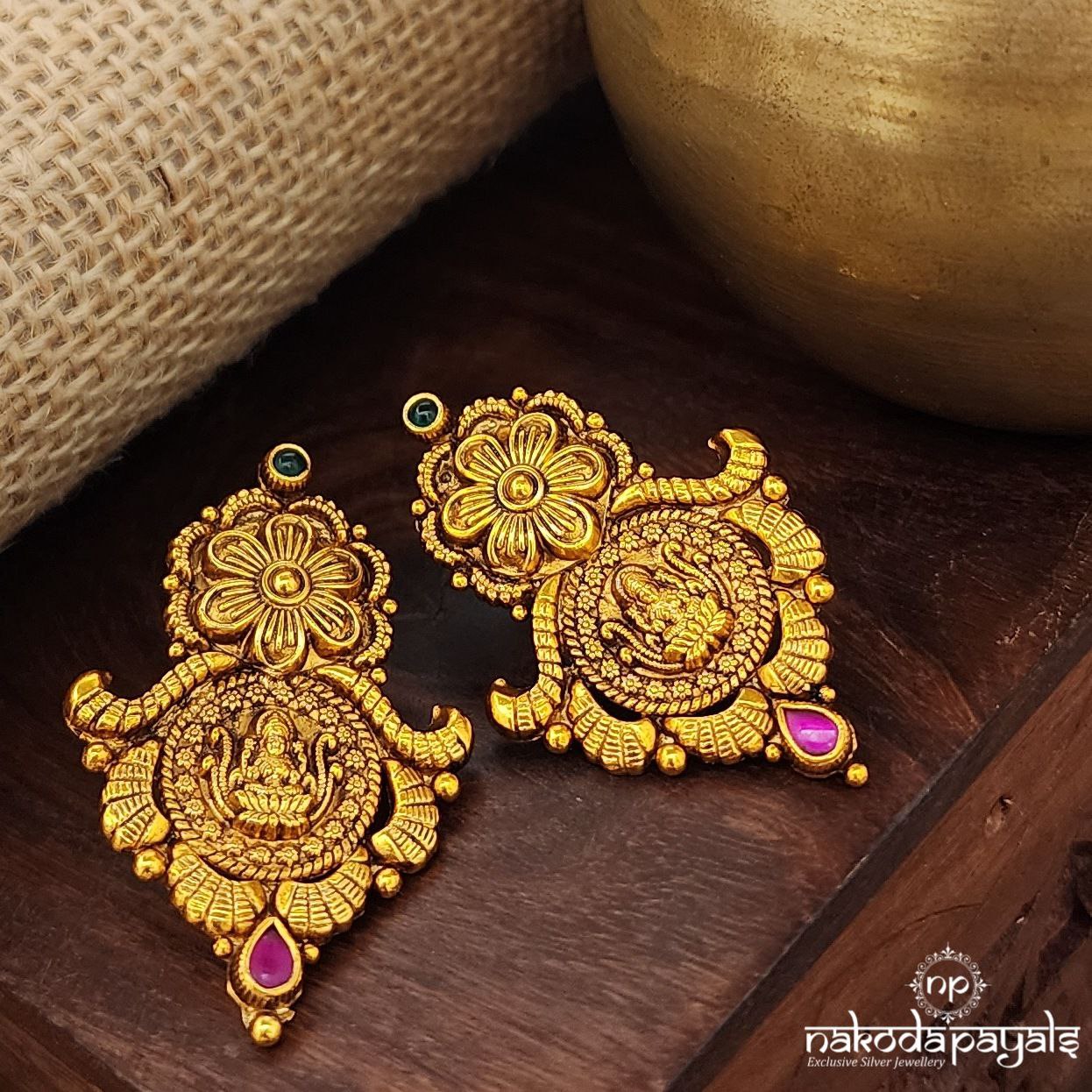 Maha Lakshmi Earrings (Ge9997)