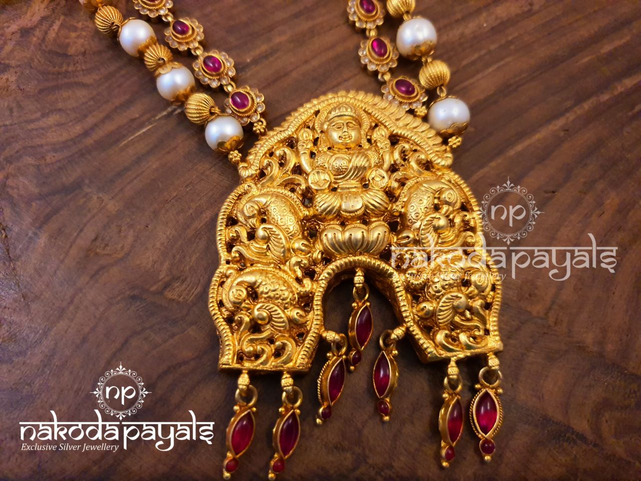 Quintessential Lakshmi Long Necklace (Gn0610)